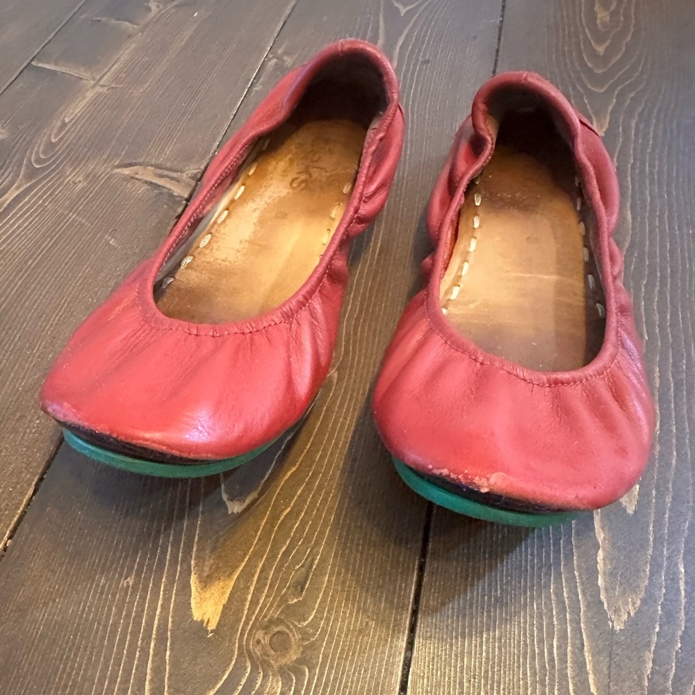 Tieks. Size 8. Sold As Is. The soles are cracking. As shown in the Pics.